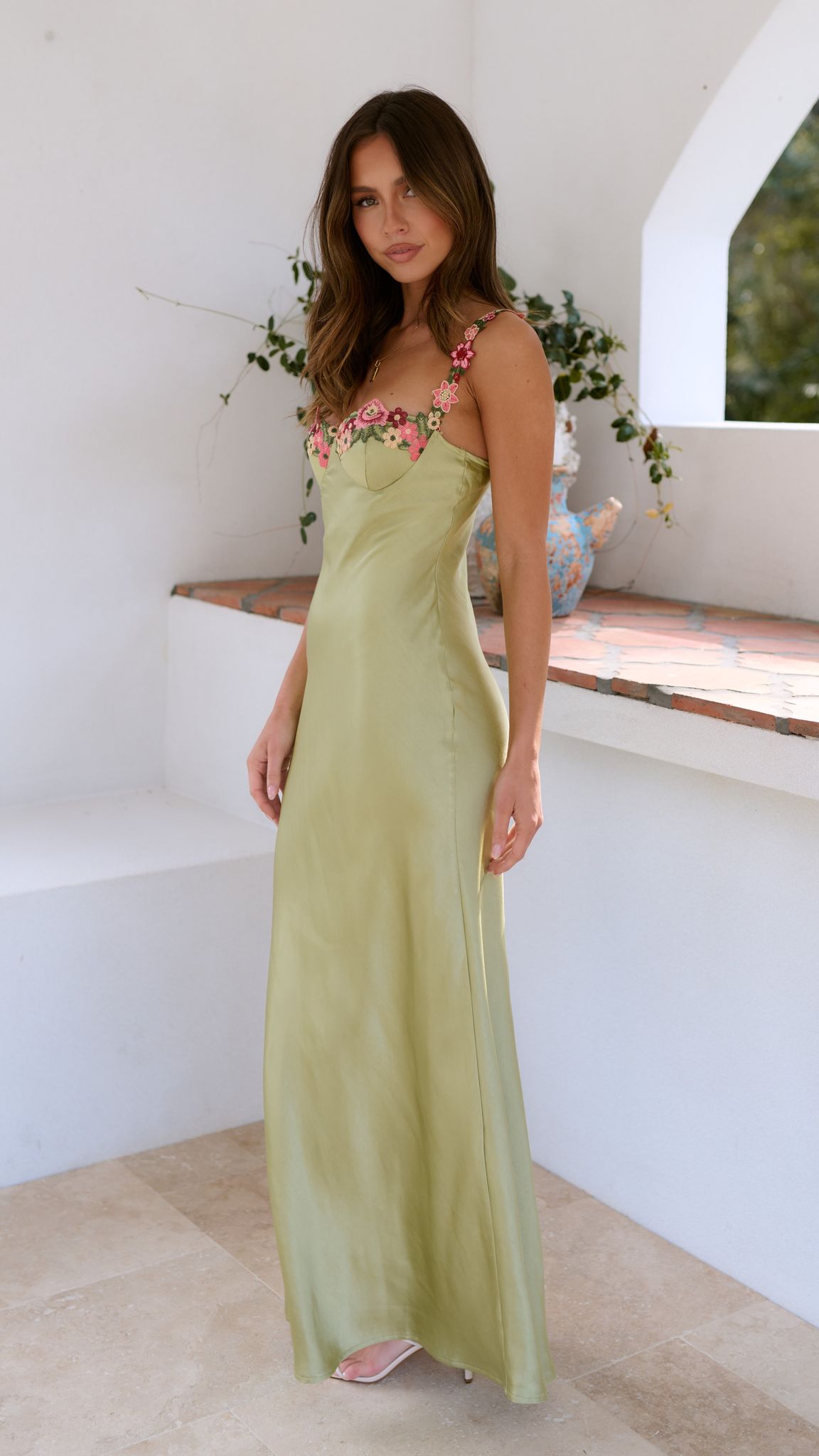 Sukienka Rosea Maxi z kwiatowym detalem