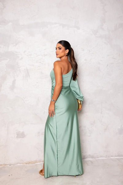 Rosea Elegant Maxi Dress