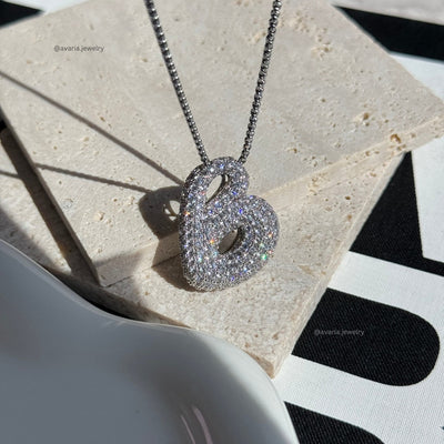 Naszyjnik z inicjałem Bubble z diamentem | Złoto 18k