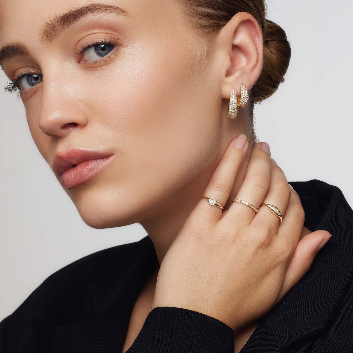 Pierścionek z diamentową kopułą | Złoto 18k