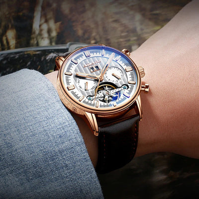 Modny zegarek tourbillon