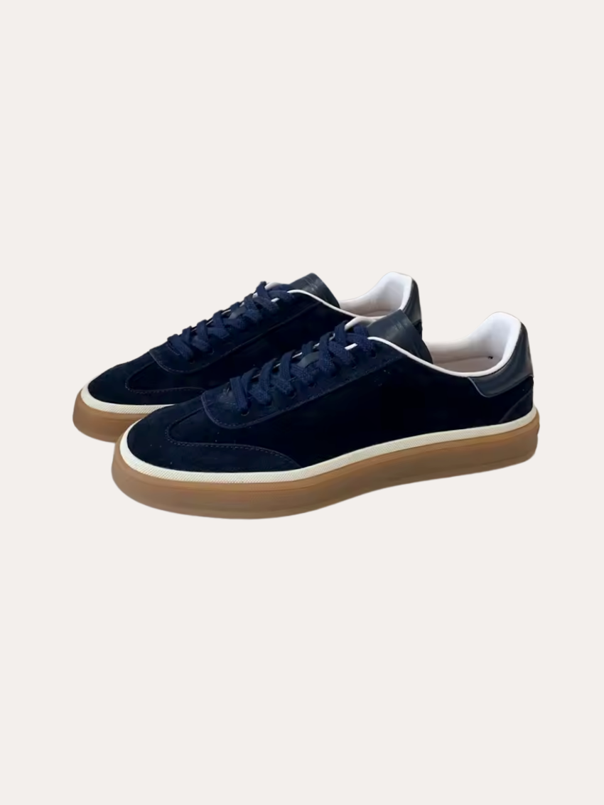 Sneakersy w kolorze granatowym
