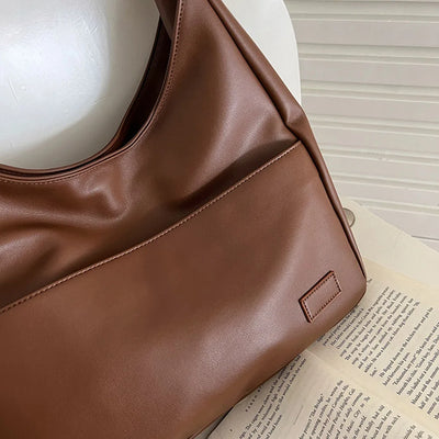 Mazur & Mazur© – Luźna torba hobo o skórzanym wyglądzie