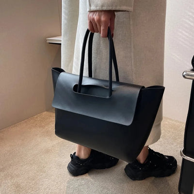 Tova™ – Minimalistyczna Torebka na Ramię z Ekoskóry od Mazur & Mazur©