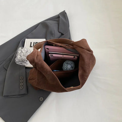 freja™ – Elegancka, miękka torebka na ramię w stylu zamszowym od Mazur & Mazur©