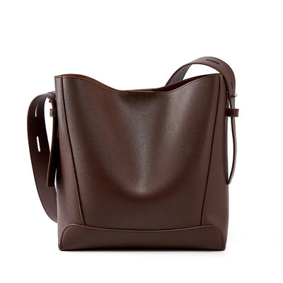 tine™ – Elegancka torebka na ramię w piaskowym odcieniu z uchwytem w formie paska | Mazur & Mazur©