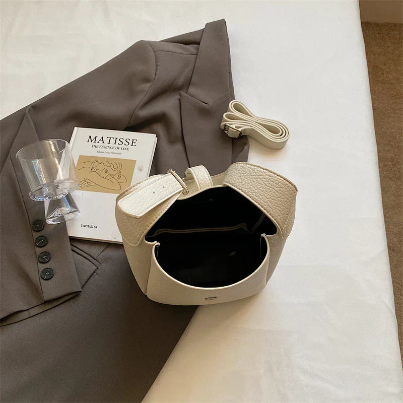 Iris™ – Nowoczesna torba typu bucket o skórzanym wyglądzie | Mazur & Mazur©