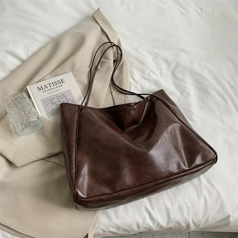 Mazur & Mazur© – Elegancka brązowa torba tote o skórzanym wyglądzie