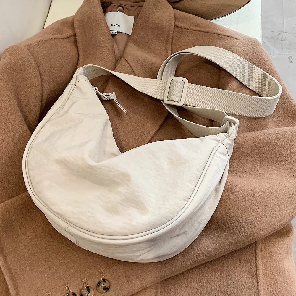 Mazur & Mazur© – Luźna torba hobo o skórzanym wyglądzie