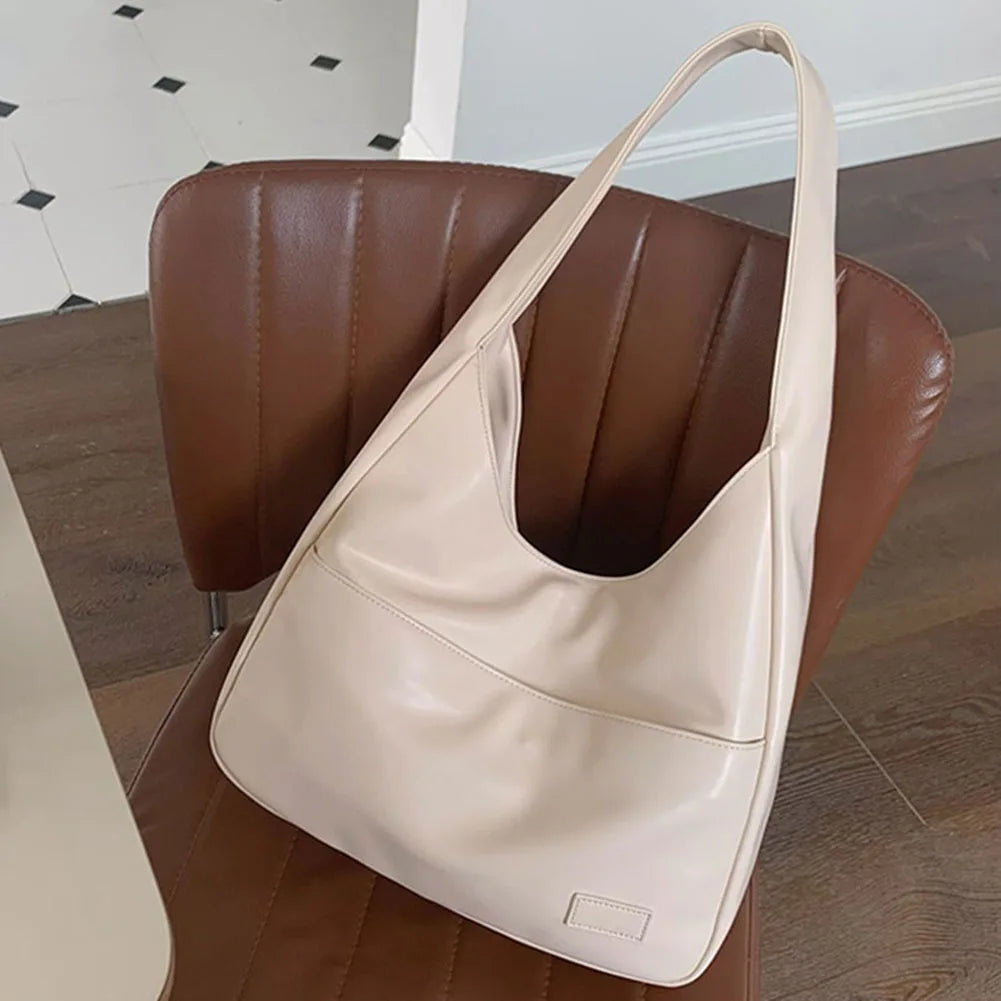 Mazur & Mazur© – Luźna torba hobo o skórzanym wyglądzie