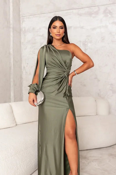 Rosea Elegant Maxi Dress