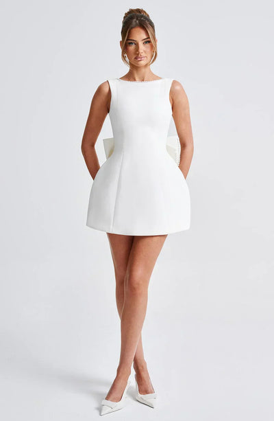 Mini sukienka Rosea Pearl Bow
