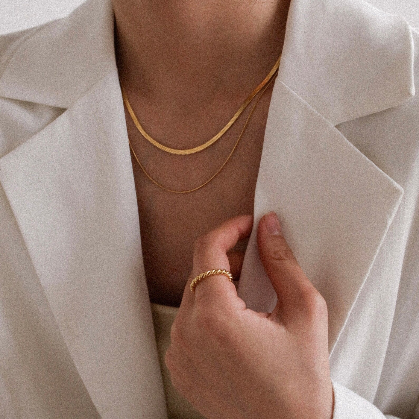 Pierścień Melody Twist | Złoto 18k