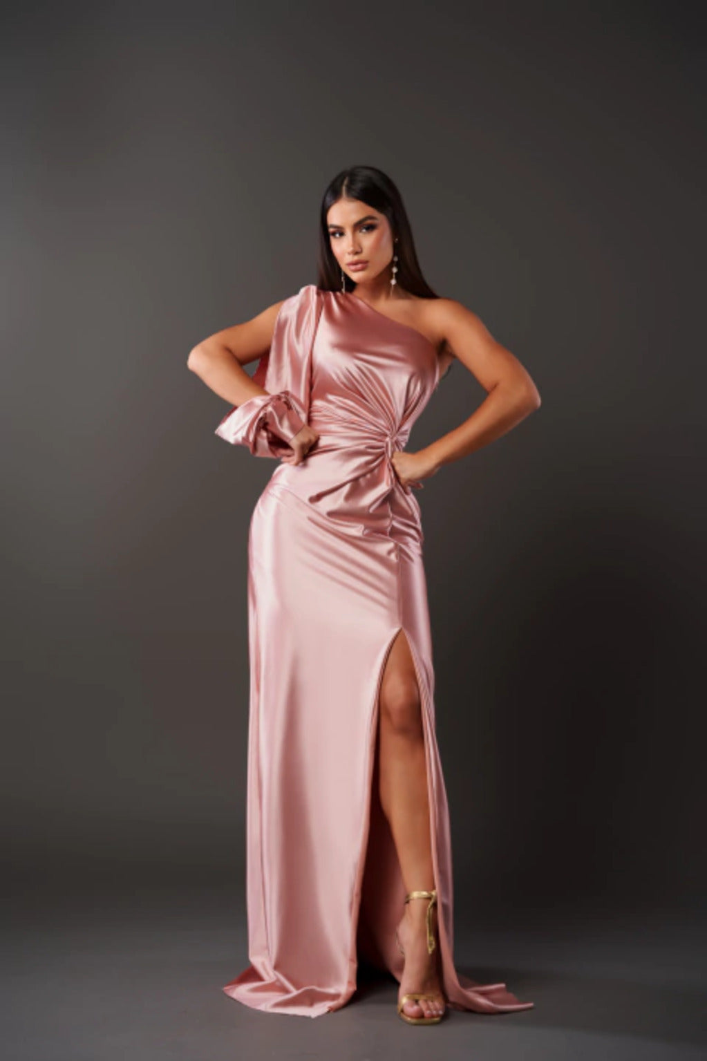 Rosea Elegant Maxi Dress