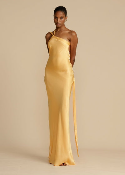 Sukienka maxi Rosea Silk z eleganckimi ramiączkami